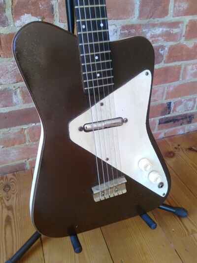 Danelectro Pro-1 electric guitar, vintage 1963 - 1964