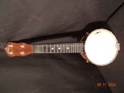 Vintage The Gibson UB-1 Banjo Ukulele (Banjolele) Baby Gibson in  Good Condition