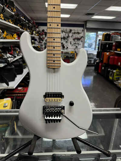 Kramer 1984 EVH Electric Guitar in White