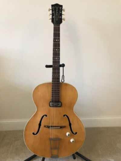 Hofner Guitar:Senator:Vintage 1958:Archtop:Electro-acoustic:Good condition