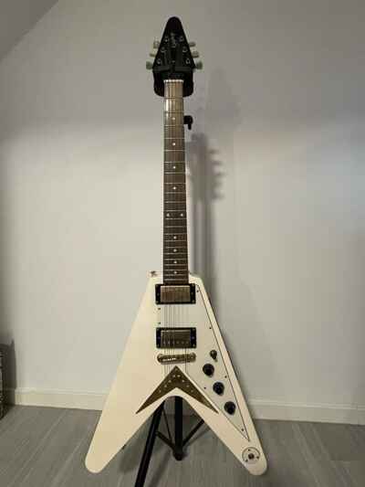 EPIPHONE 1958 Limited Edition Flying V Electric Guitar Alpine White Finish