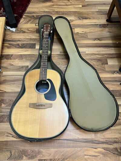 Applause AA-31 Acoustic Guitar With Korg And Qwik Tune Tuner. Plastic Hard Case￼