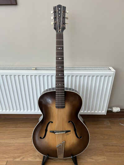 1954 Hofner Senator with Modern Hofner Hard Case