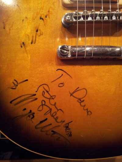 1976 Gibson Les Paul Deluxe signed by Peter Green!!