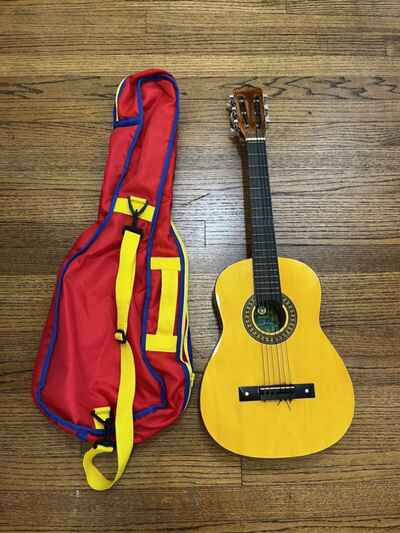 Vintage Skylark Kids 1 / 4 size 30" Acoustic Guitar w / case embroidered Blaine