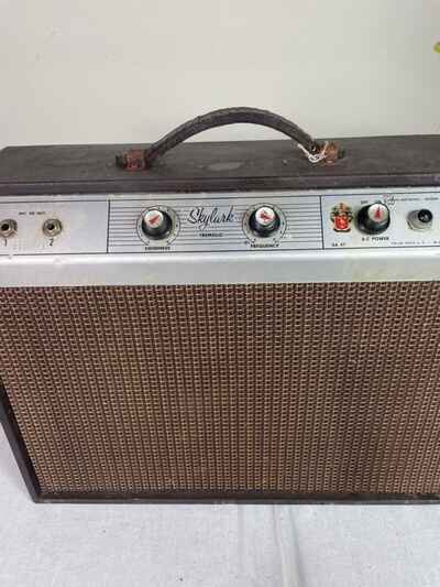 Vintage 60??s Gibson Skylark GA-5T Amp.  Not Working Parts Or Project