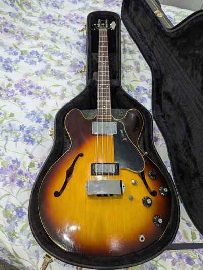 Gibson Eb2d