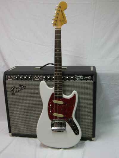 Vintage 1968 Fender Mustang in excellent condition