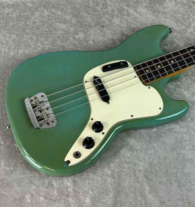 Vintage mid 1970s USA Fender Musicmaster bass guitar in Sonic blue finish