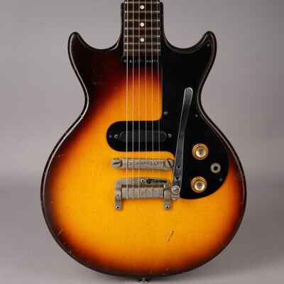 Gibson Melody Maker  - Maestro Vibrola - 1962 - Sunburst