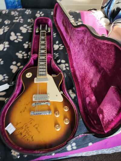 1976 Gibson Les Paul Deluxe (signed by the great Peter Green!)