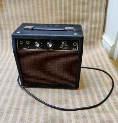 VINTAGE KAY K-840 MINI GUITAR AMPLIFIER - PRACTICE  /  BUSKING AMP - WORKS GREAT