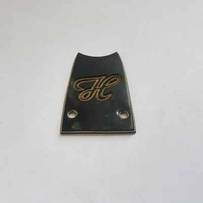 1976 HOYER 5060 LP GUITAR TRUSS ROD COVER