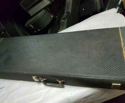 60s AMPEG  /  BURNS GUITAR CASE