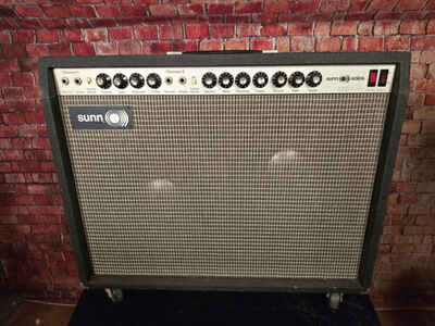 1970 SUNN SOLOS 2X12 Combo Tube Amp W original Cover, Exc Cond.