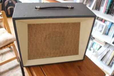 1957 Silvertone Model 1391 5w Guitar amplifier - 110v / 120v US with transformer.