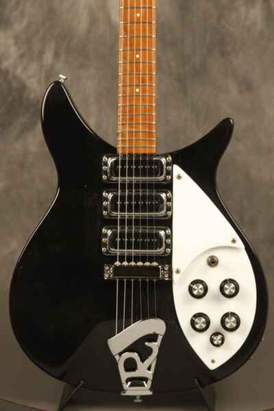 1981 Rickenbacker 320 Jetglo