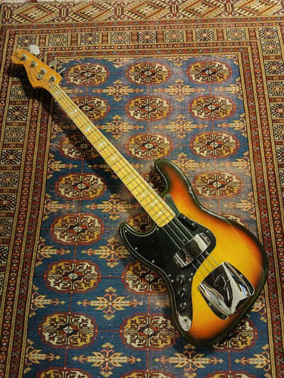 1977 Fender Jazz Bass Left-Handed