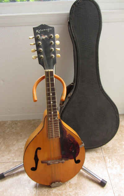 1940 Kalamazoo Oriole Mandolin Gibson Made & Vintage 1930s-1940s Case