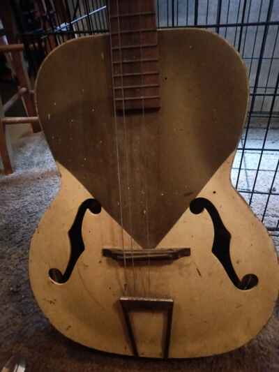 vintage Gibson silvertone acoustic guitar 1950s to 1960s model