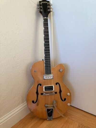 Gretsch guitar Vintage 1958 with case and extra parts modified Hollowbody