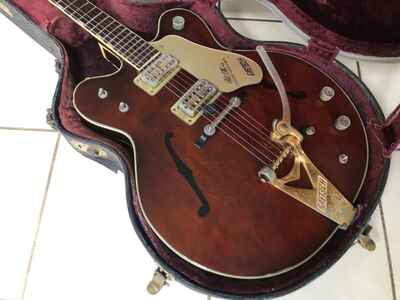 Vintage 1967 Gretsch Chet Atkins Country Gentleman Guitar and Case