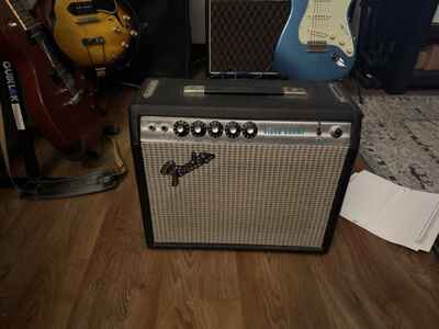 1970??s Silver Face Fender Vibro Champ amp In Mint Condition