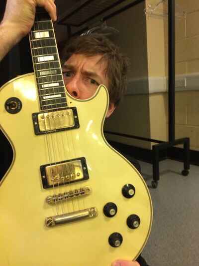 1973 GIBSON LES PAUL CUSTOM ARCTIC WHITE -YELLOW PATINA- Weighs  9lbs
