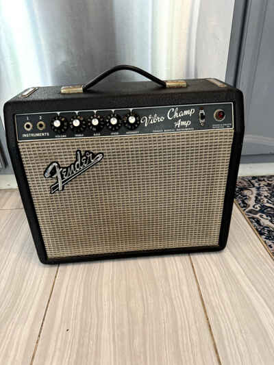 Rare All Original & Working 1966 Fender Vibro Champ Amp