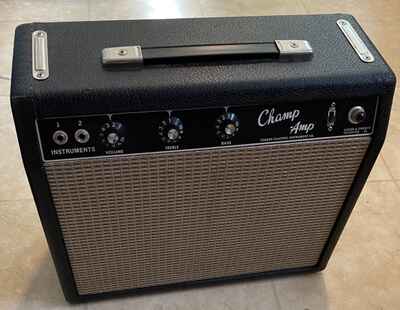 Vintage 1964 Fender Champ-Amp Pre-CBS Blackface - excellent condition