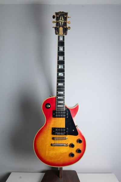 1979 Gibson USA Les Paul Custom Cherry Sunburst