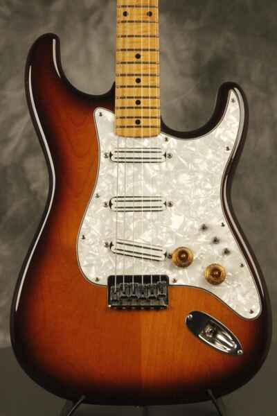 RARE 1984 Philip Kubicki Stratocaster hardtail sunburst