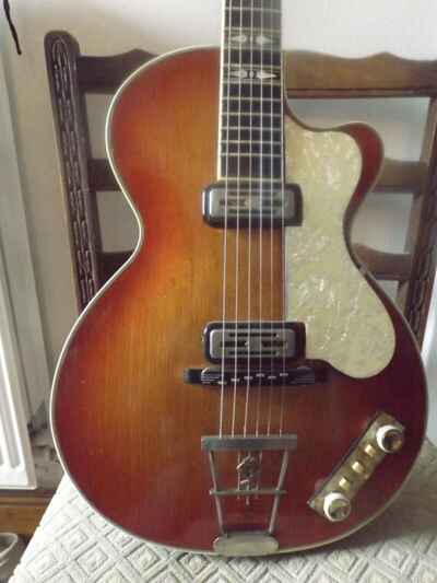 1960 Hofner Club 60