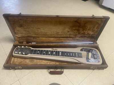 Vintage 1956 FENDER Champ Lap Steel Electric w /  Original Hard Shell Case & Legs