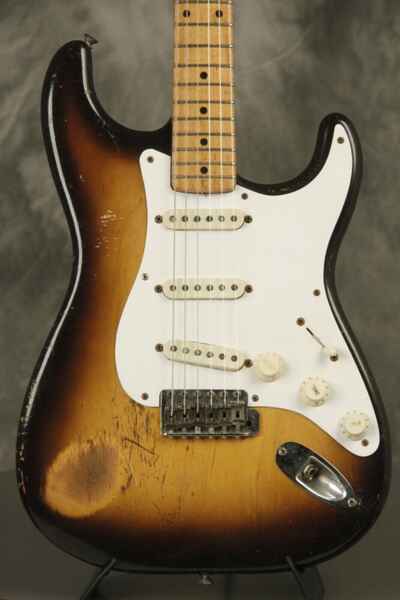 1957 Fender Stratocaster Sunburst