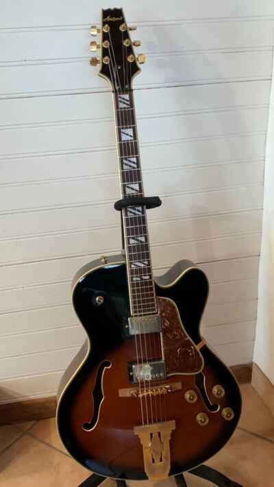 guitare électrique vintage Aria Pro II FA 70 BS Jazz Guitar