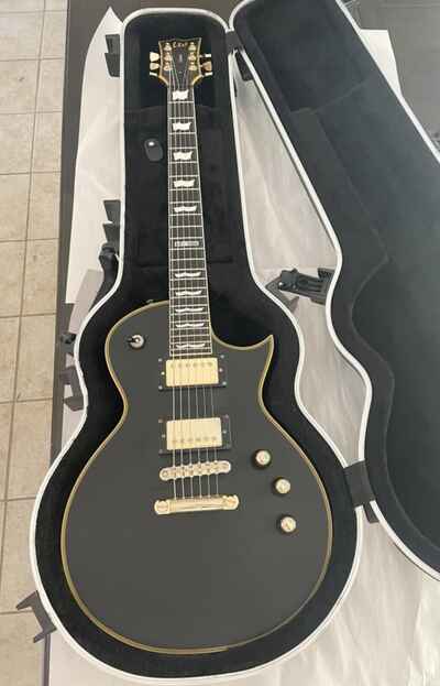 ESP Deluxe LTD EC-1000 Vintage Black Electric Guitar w /  SKB Hard Case Duncan P / U