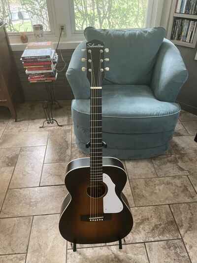 Vintage 1960s Silvertone H621, X-Braced