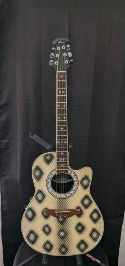 Ovation Celebrity acoustic 1982 Snake Skin Shallow Bowl