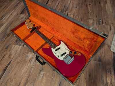 1966 Fender Mustang Electric Guitar Dakota Red Amazing Condition Original W / OHSC