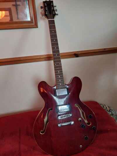 hondo 935 mkII deluxe electric guitar early 1980s model