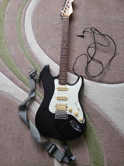 1980s VINTAGE SUNN MUSTANG STRATOCASTER