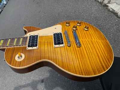 1999 Gibson Les Paul Classic Plus Honeyburst 1960 RI Flametop - Slim Neck