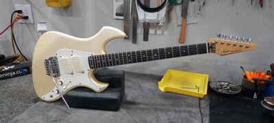 1985 Fender Performer MIJ OHSC-Fully Set Up