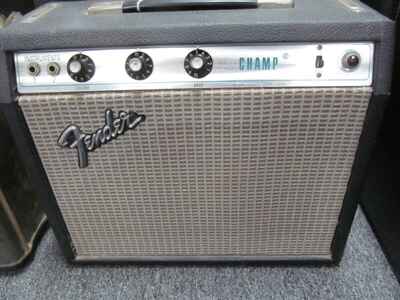 Fender 1975 Champ Guitar Amplifier
