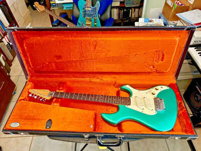 Fender PERFORMER Electric Guitar 1985 Emerald Mist MIJ