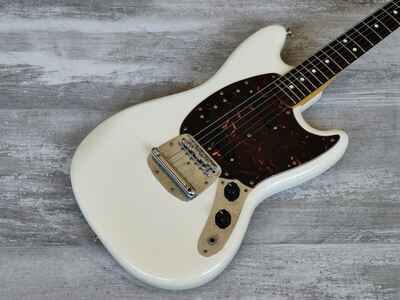 1982 Fernandes Japan RMT-50 Mustang (Vintage White)