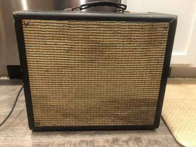 Vintage Airline 8503-S Tube Guitar Amp 6973 Tubes Dual Tone Page Amp