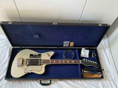 EKO EKOMASTER 400 GUITAR EXCELLENT SILVER / GOLD SPARKLE