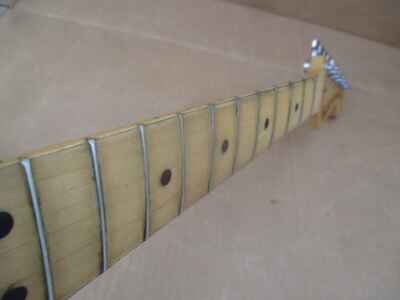 1975 FENDER STRATOCASTER USA MAPLE NECK - SLIM A-SIZE PROFILE - RELIC